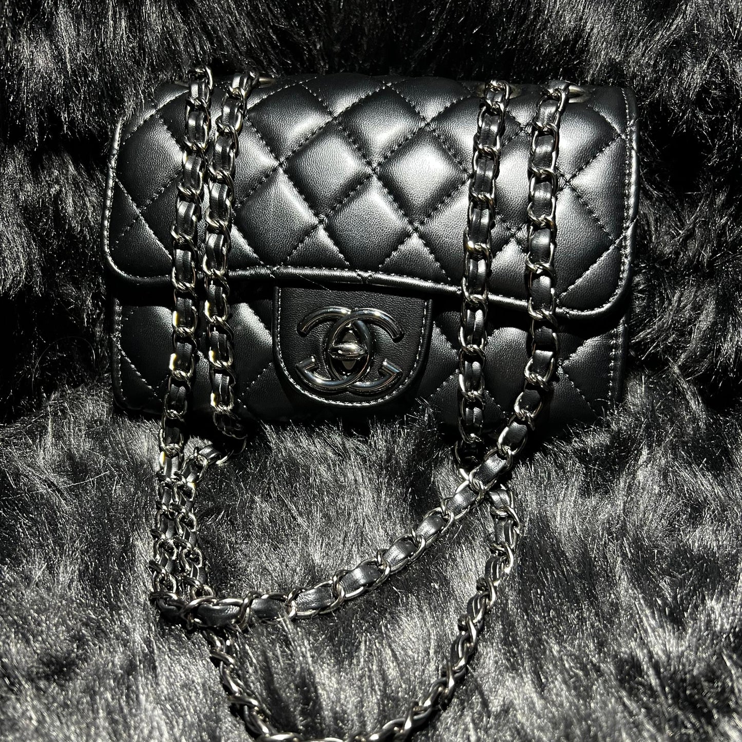 Chanel classic flap bag 19 cm✨🌹